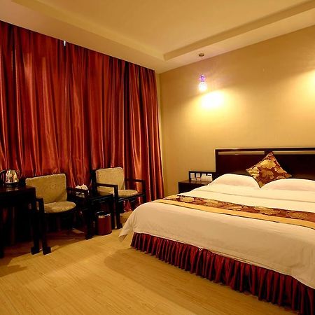 Dujiangyan Huaxi Fishing Port Hotel 成都 外观 照片
