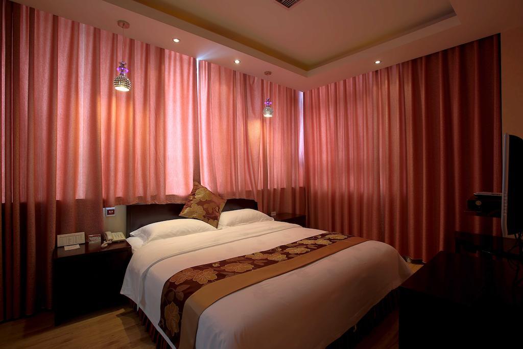 Dujiangyan Huaxi Fishing Port Hotel 成都 客房 照片